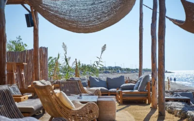 How To Choose Outdoor Daybed Canopy: A Practical Buying Guide